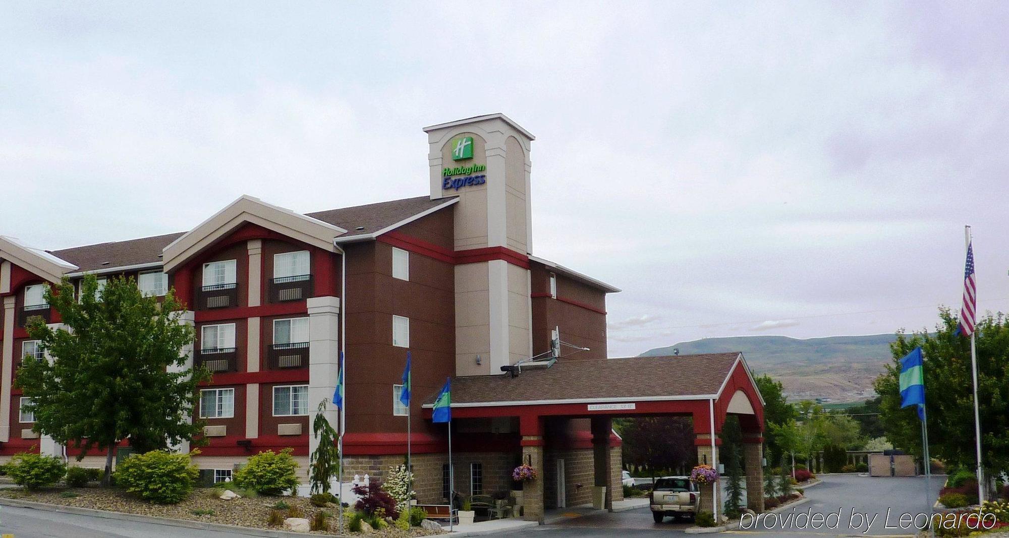 Holiday Express By Ihg Hotel 2*
