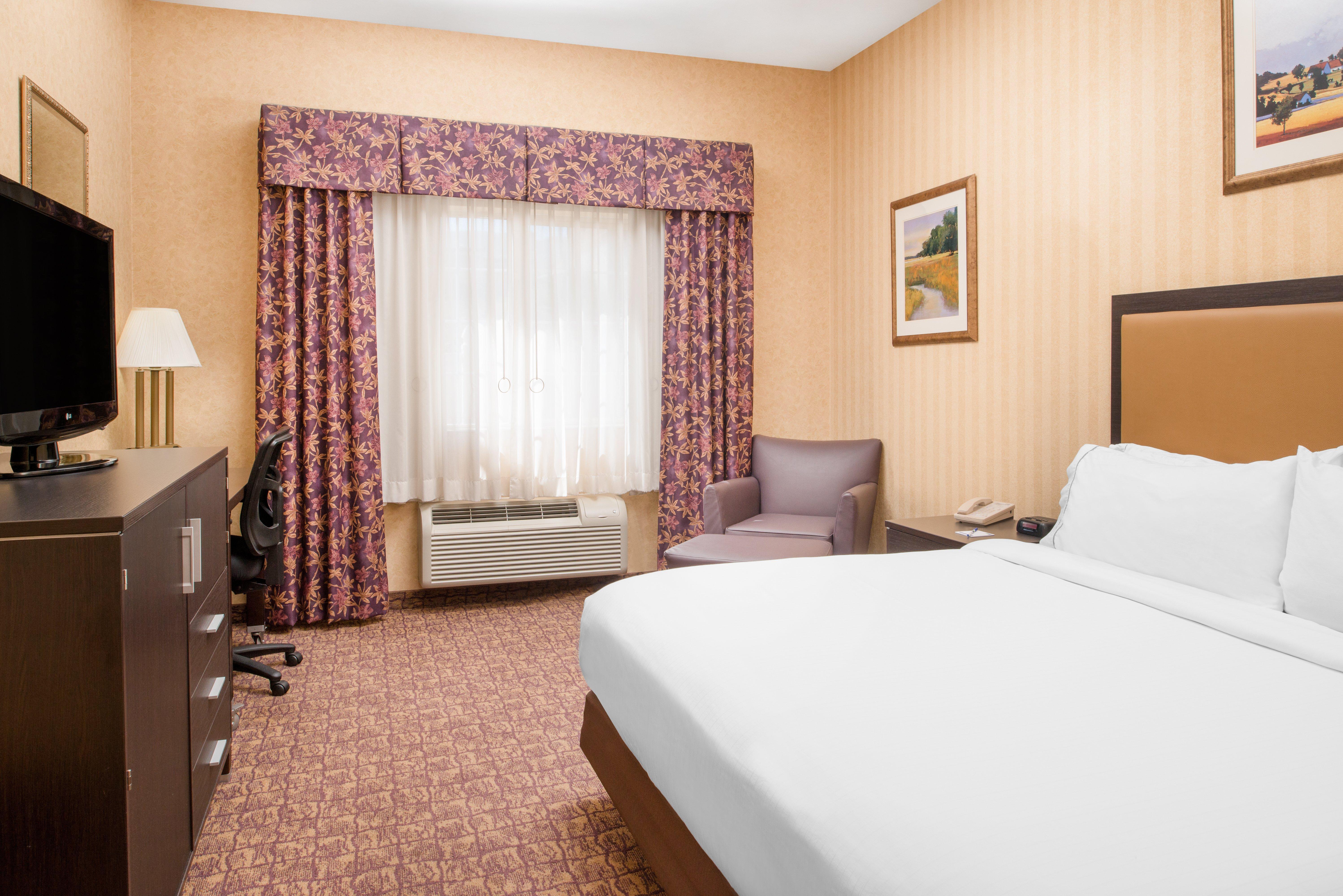 Holiday Express By Ihg