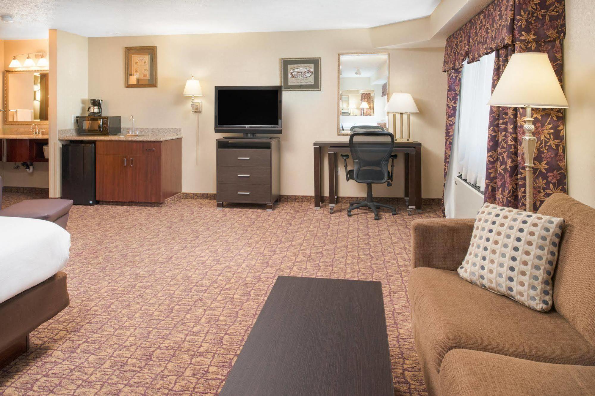 Hotel Holiday Express By Ihg